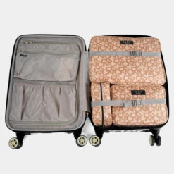 Dkny-922 Pack 3 Bolsas Organizadora -Almacenamiento De Viaje beige exploded logo sku 16663860 38450538 xxl