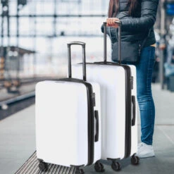 Maletas Mediana Lisboa Rigida Con Capacidad De 97 L 33 Maletas Mediana Lisboa Rigida Con Capacidad De 97 L -Almacenamiento De Viaje blanco milk sku 16161785 39390560 xxl