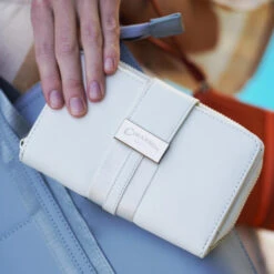 Cartera De Mujer Cimarron Jenison En Polipiel -Almacenamiento De Viaje blanco sku 16654626 19480935 xxl