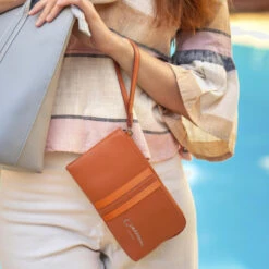 Cartera De Mano Cimarron Jenison -Almacenamiento De Viaje mandarina sku 16654624 16070827 xxl