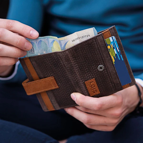 Tarjetero/Billetero De Hombre Lois De La Colección Davidson En Piel Genuina 9 Tarjetero/Billetero De Hombre Lois De La Colección Davidson En Piel Genuina - Imagen 7