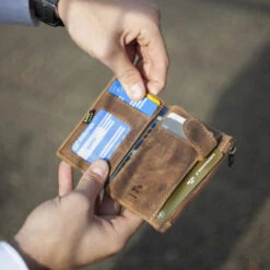 Cartera/Monedero De Hombre Lois Brock En Piel -Almacenamiento De Viaje marron sku 16042025 13230307 xxl