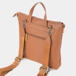 Mochila Multiposicion Porta Ipad Lois Crandell -Almacenamiento De Viaje marron sku 16565103 26390986 xxl