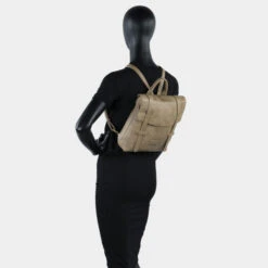 Bolso Mochila Unisex Lois Colección Calgary Con Cierre Solapa Y Cremallera Asas De Mano Y Extensibles Para Espalda -Almacenamiento De Viaje piedra sku 16042303 57200925 xxl