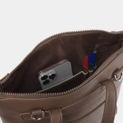 Mochila Multiposicion Porta Ipad Lois Crandell -Almacenamiento De Viaje taupe sku 16565104 26450072 xxl